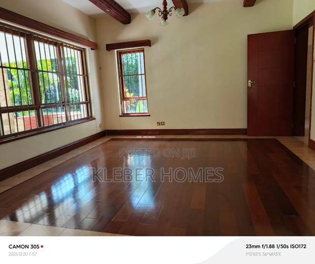 5bdrm Mansion in Runda for rent