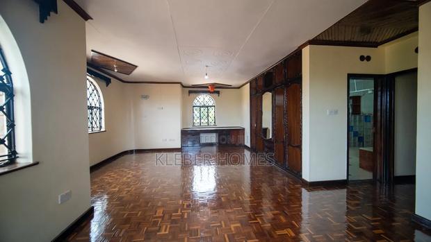 5bdrm Mansion in Thika for sale