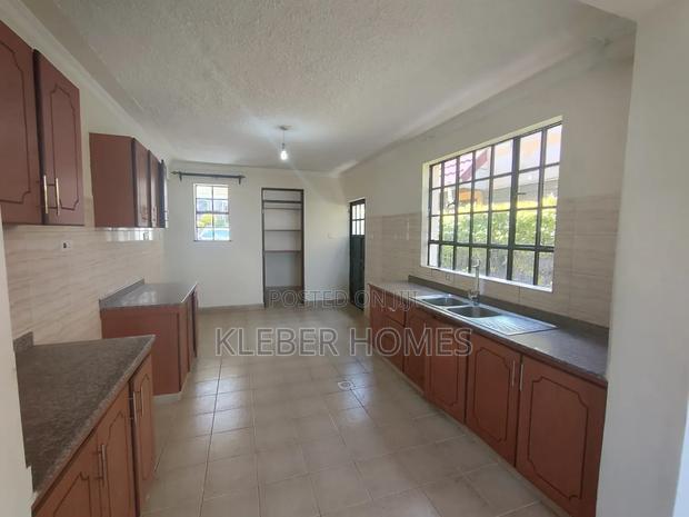 5bdrm Villa in Ngong, Oluulua for sale