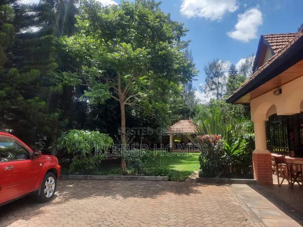5bdrm Mansion in Runda for sale