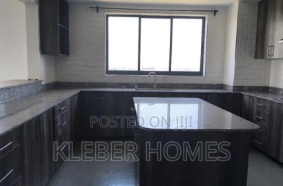 5bdrm Duplex in Lavington for rent