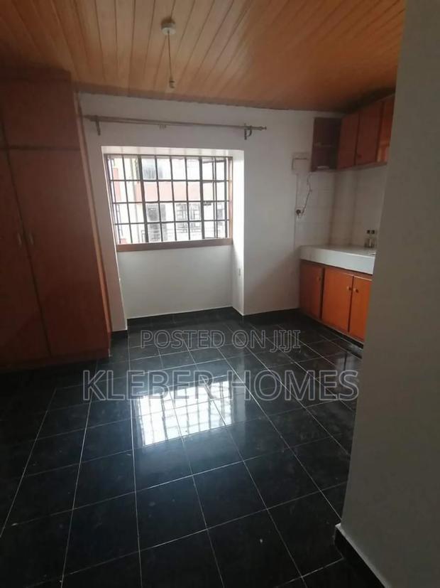 20bdrm Block of Flats in Ruaka for sale