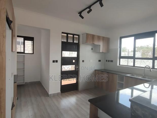 3bdrm Bungalow in Kenyatta Road for sale
