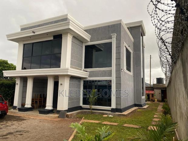 5bdrm Townhouse/Terrace in Gikambura, Kikuyu for sale