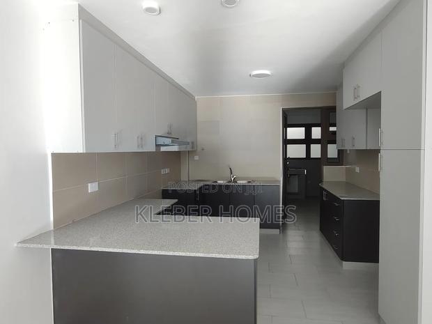 3bdrm Apartment in Lavington for sale