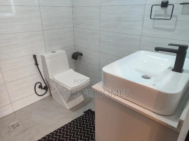3bdrm Apartment in Parklands for sale