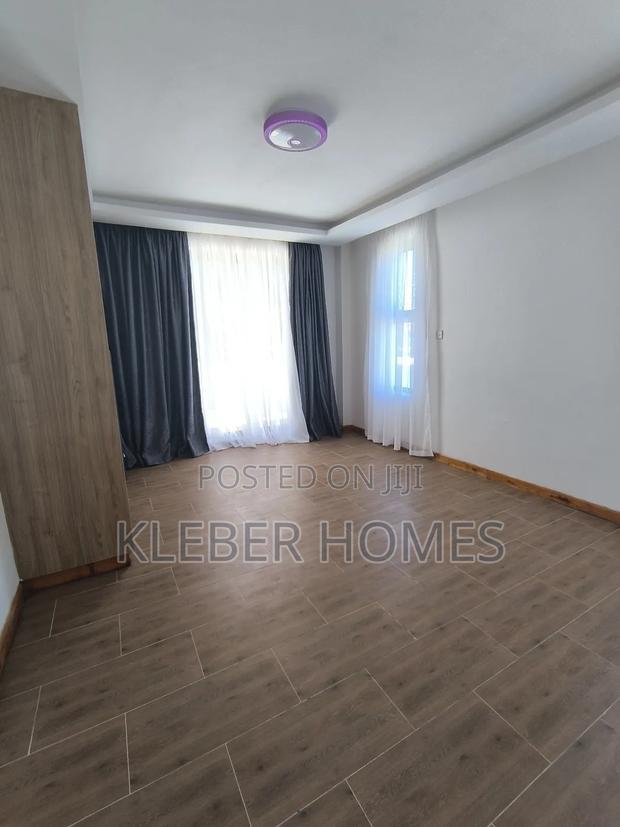 4bdrm Townhouse/Terrace in Kenyatta Road for sale