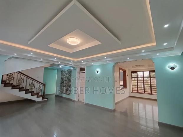 4bdrm Townhouse/Terrace in Ondiri, Kikuyu for sale