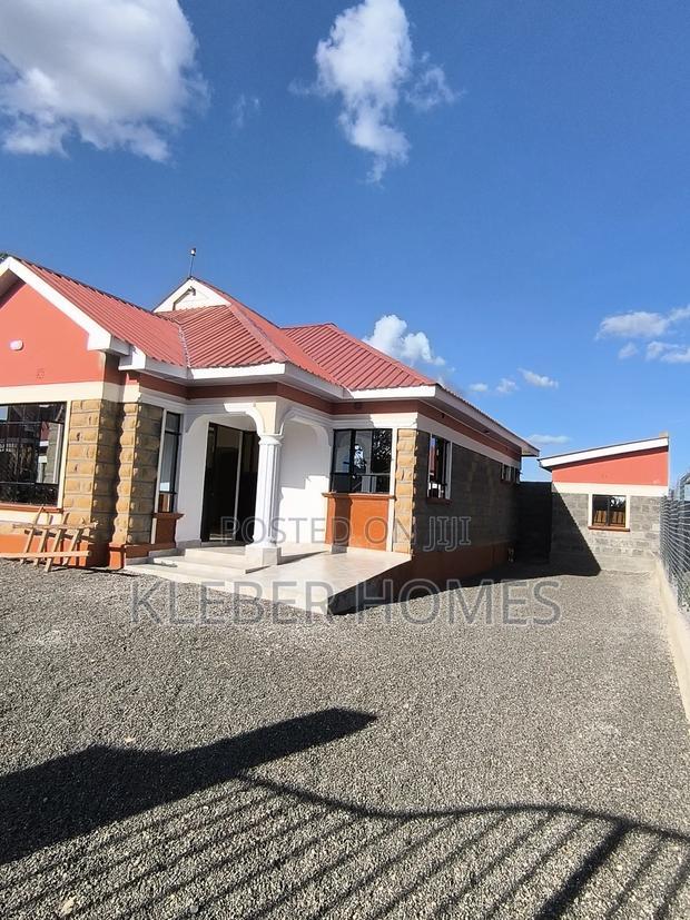 3bdrm Bungalow in Kitengela for sale
