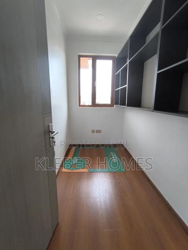 4bdrm Mansion in Migaa Golf Estate, Kiambu / Kiambu for sale