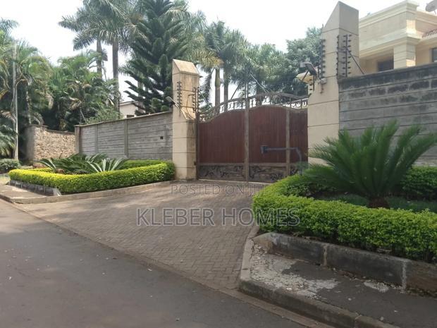 Furnished 5bdrm Mansion in Runda for sale