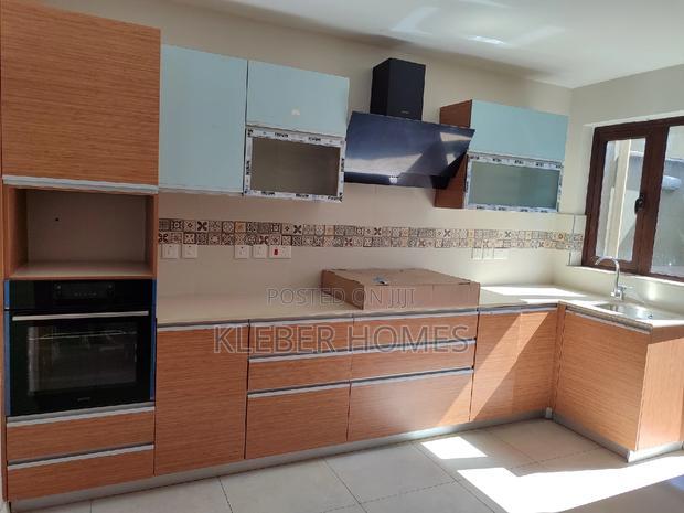 4bdrm Townhouse/Terrace in Langata for sale