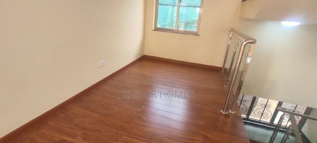 5bdrm Villa in Lavington for sale