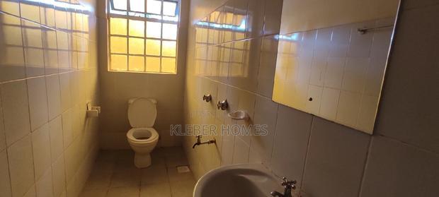 3bdrm Maisonette in Kenyatta Road for sale