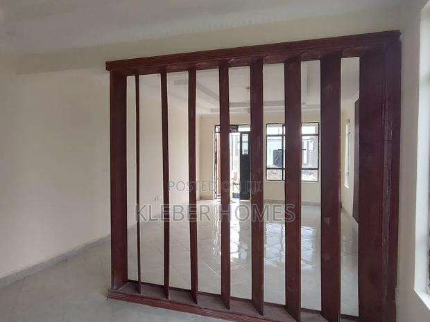 3bdrm Bungalow in Kitengela for sale