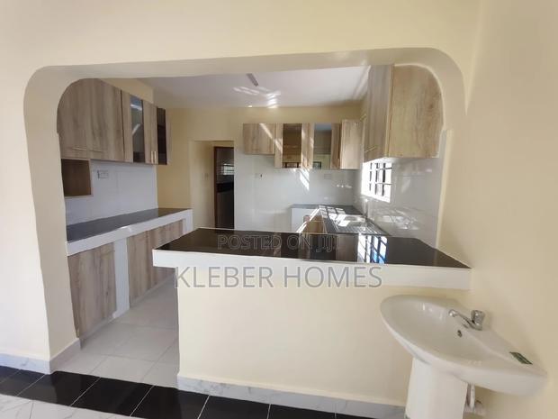3bdrm Bungalow in Matasia for sale