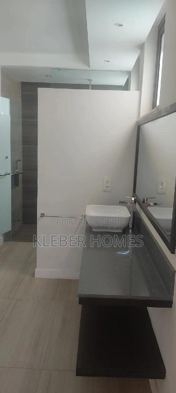4bdrm Townhouse/Terrace in Lavington for sale