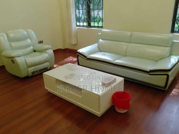 Furnished 5bdrm Mansion in Runda for sale