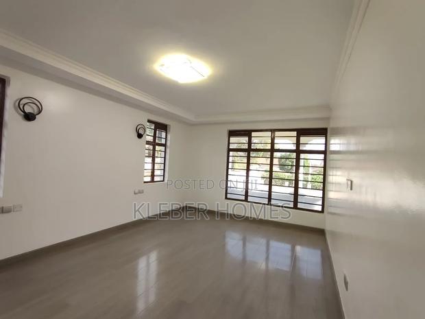 4bdrm Townhouse/Terrace in Ondiri, Kikuyu for sale