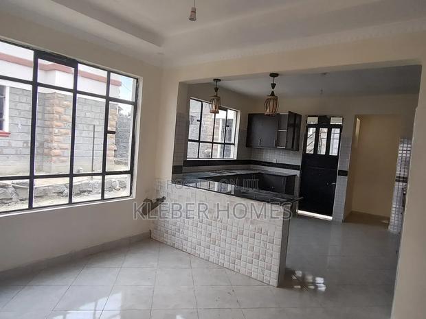 3bdrm Bungalow in Kitengela for sale