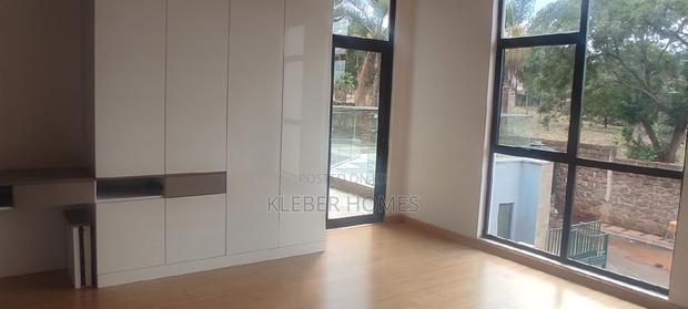 4bdrm Villa in Kiambu Road for Sale