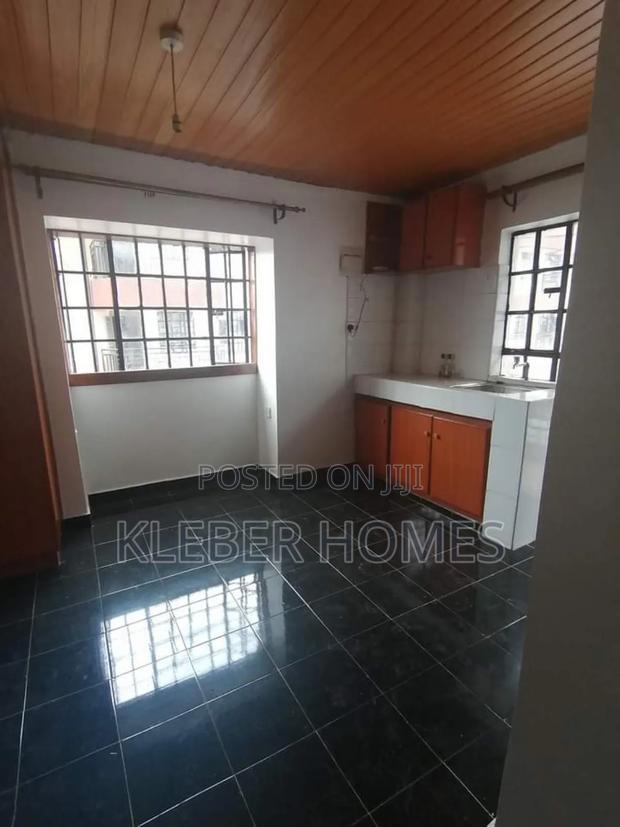 20bdrm Block of Flats in Ruaka for sale