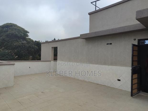 5bdrm Villa in Lavington for sale