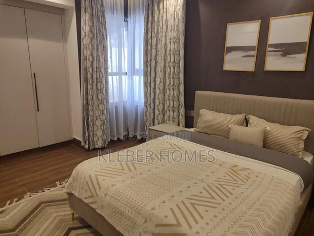 4bdrm Apartment in Parklands for sale