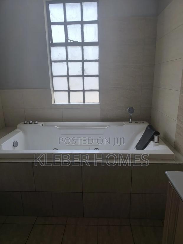 4bdrm Villa in Kitisuru for rent