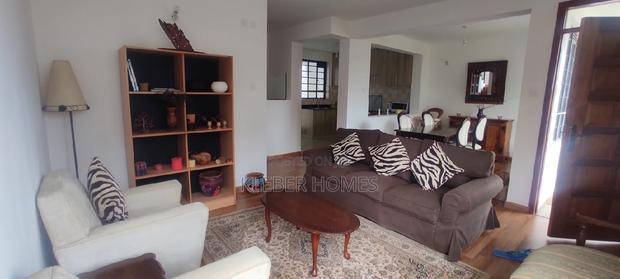 4bdrm Townhouse/Terrace in Kentmere, Banana for sale