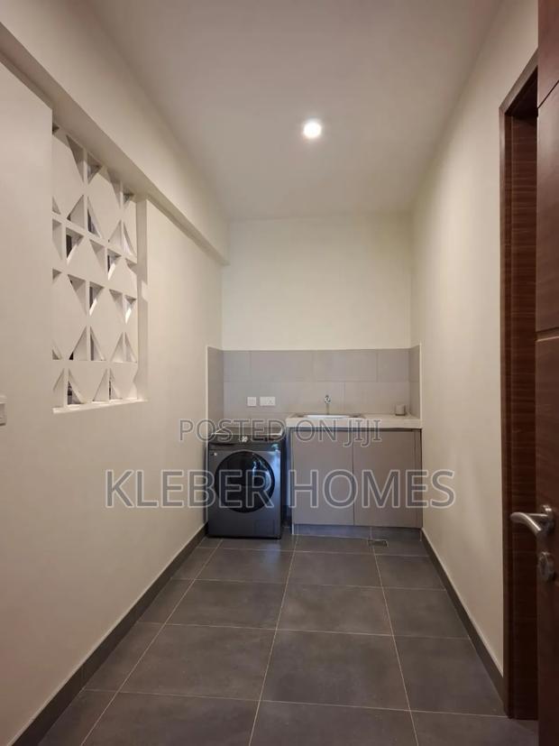 1bdrm Apartment in Riverside for sale