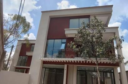 5bdrm Villa in Lavington for sale