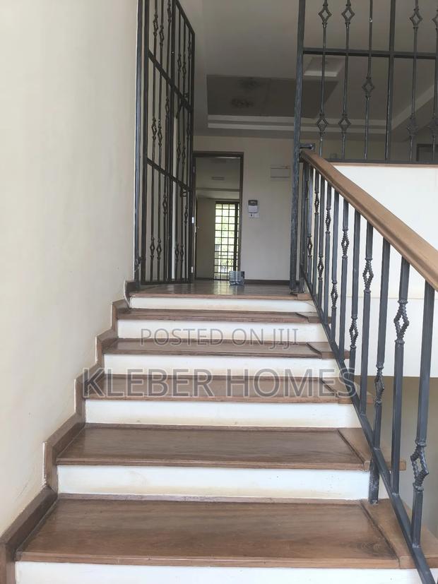 4bdrm Villa in Kitisuru for rent