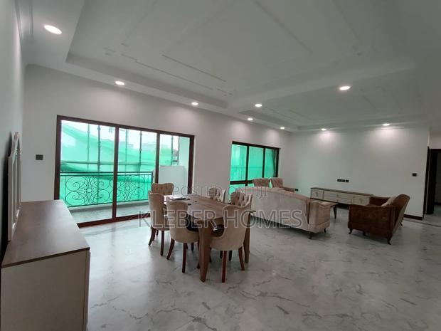 3bdrm Apartment in Kil, Kileleshwa for sale