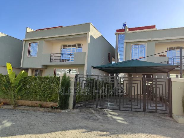 4bdrm Villa in Kitengela for sale