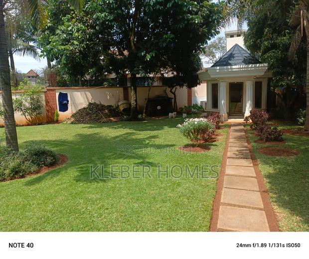 5bdrm Mansion in Runda for sale