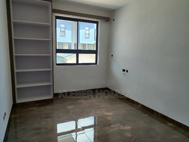 4bdrm Townhouse/Terrace in Langata for sale