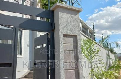 3bdrm Apartment in Kitengela for sale