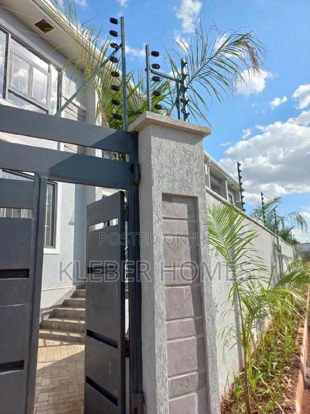 3bdrm Apartment in Kitengela for sale
