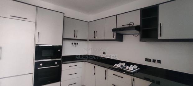 2bdrm Apartment in Dagoretti Market for sale
