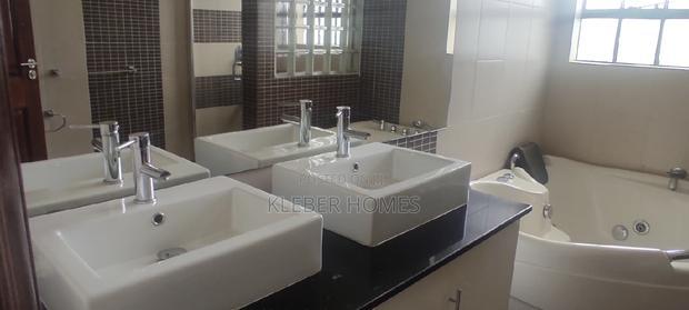 5bdrm Mansion in Runda for sale