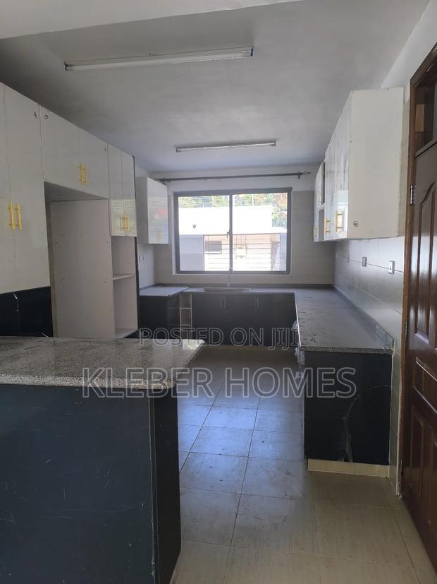 4bdrm Townhouse/Terrace in Lavington for sale