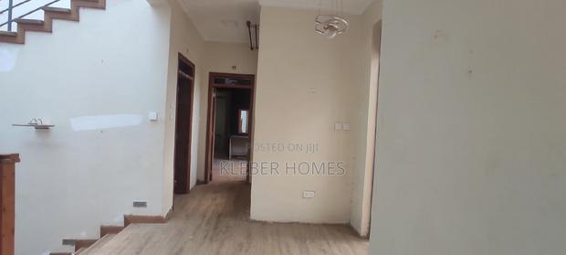 4bdrm Villa in Kiambu Road, Thindigua/Kasarini for sale