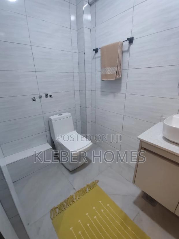 3bdrm Apartment in Parklands for sale
