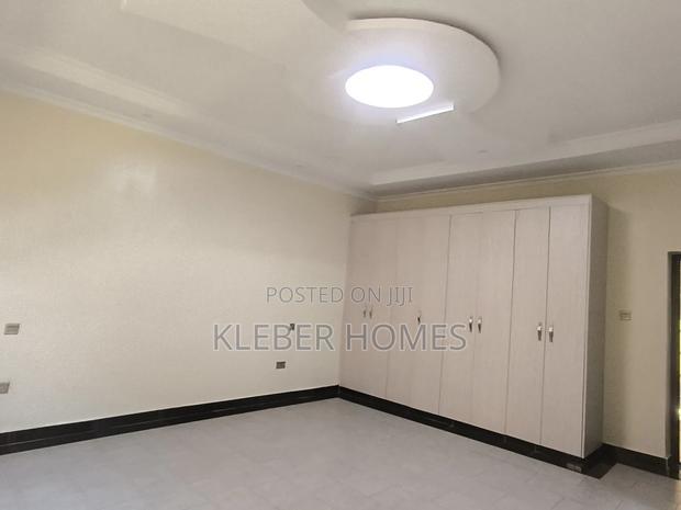 4bdrm Mansion in Ruiru for sale