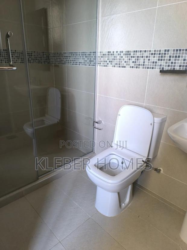 5bdrm Duplex in Lavington for rent