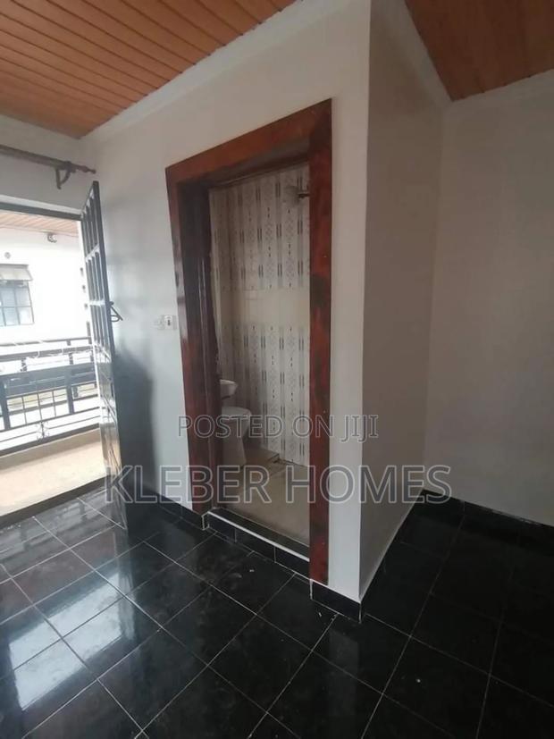20bdrm Block of Flats in Ruaka for sale