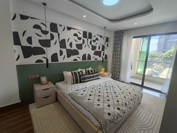 3bdrm Apartment in Parklands for sale