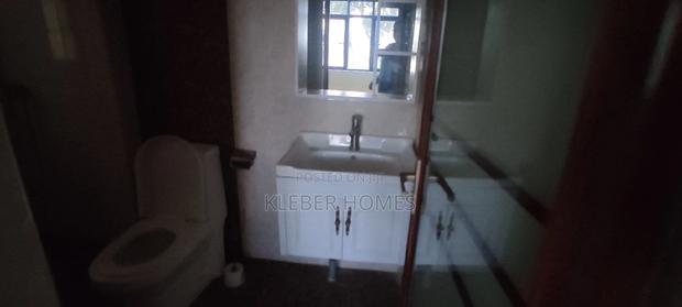 2bdrm Apartment in Kilimani for sale
