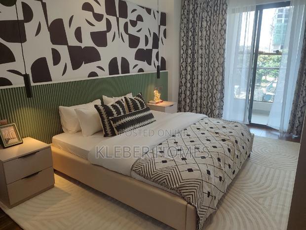 3bdrm Apartment in Parklands for sale